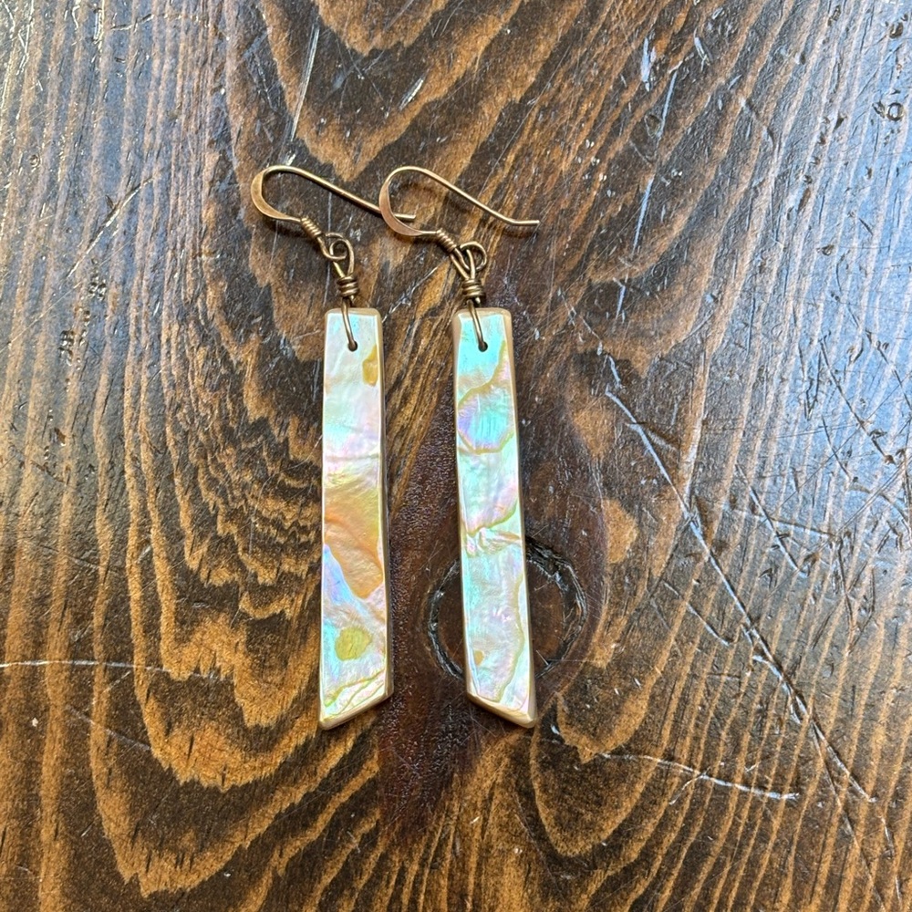 Elegant Mother of Pearl earrings